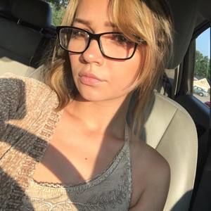 Meet your Posher, Faye